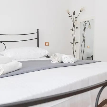 La Casa Di Giusy Nyaraló Trapani